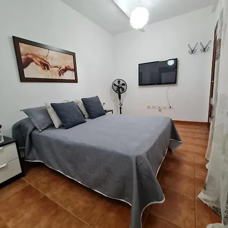 Casa House Ven Sumergete En Un Pueblo Y Su Gente Dom wakacyjny Santa Cruz de Tenerife