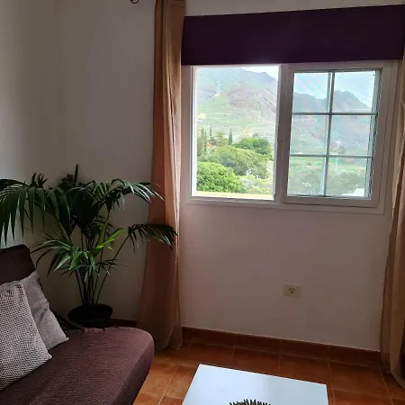 Casa House Ven Sumergete En Un Pueblo Y Su Gente Dom wakacyjny Santa Cruz de Tenerife